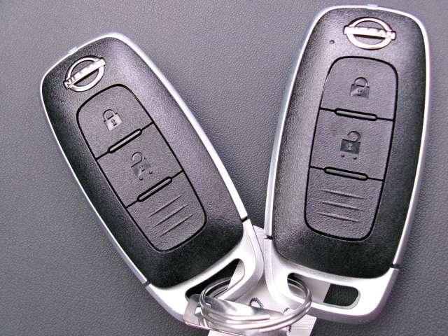 サクラ Ｘ　９０周年記念車　純正メモリーナビアラウンドビューモニター　自動（被害軽減）ブレーキ　ＬＥＤヘッド　インテリジェントキー　ＥＴＣ　禁煙　ドライブレコーダー　全方位Ｍ（13枚目）