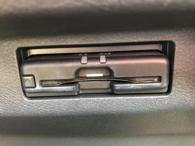 キックス １．２　Ｘ　（ｅ－ＰＯＷＥＲ）　純正Ｍナビ　アラウンドＭ　衝突軽減Ｂ　ＡＡＣ　スマートキー・プッシュスタート　ワンオーナー車　追従クルーズ　ＬＥＤヘッドライト　レーンキープアシスト　ドラレコ　ＥＴＣ　メモリ－ナビ　整備記録簿有　アルミ　サイドＳＲＳ　ナビＴＶ（12枚目）