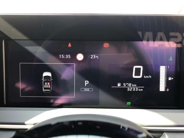 ノート Ｘ　アラウンドビューモニター　衝突軽減ブレーキ　ワンオ－ナ－車　ＬＥＤヘッドランプ　スマートキー　禁煙　ＥＴＣ２．０　　記録簿付き　ドライブレコーダー　社用車　純正メモリーナビ　スマートミラー（3枚目）