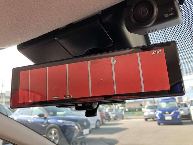ノート Ｘ　アラウンドビューモニター　衝突軽減ブレーキ　ワンオ－ナ－車　ＬＥＤヘッドランプ　スマートキー　禁煙　ＥＴＣ２．０　　記録簿付き　ドライブレコーダー　社用車　純正メモリーナビ　スマートミラー（8枚目）