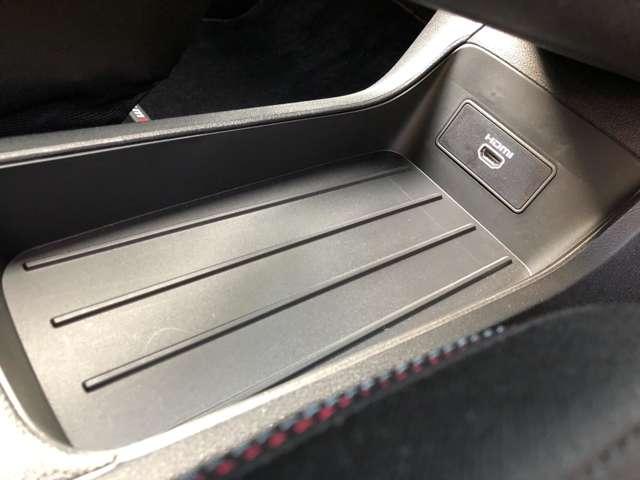 オーラ ニスモ　１．２　ＮＩＳＭＯ　メーカーナビ　アラウンドビューモニター　３６０°カメラ　誤発進抑制機能　１オーナ　禁煙　ＬＫＡ　インテリジェントキー　ＥＴＣ　バックカメラ　パワーウィンドウ　アルミホイール（10枚目）