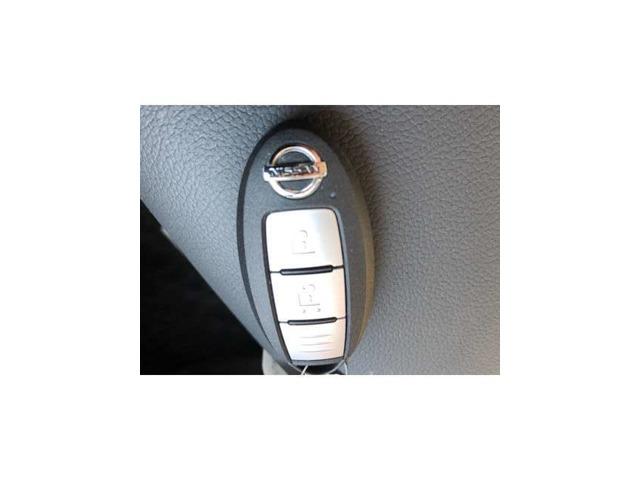 キックス １．２　Ｘ　ツートーン　インテリアエディション　（ｅ－ＰＯＷＥＲ）　純正メモリーナビアラウンドビューモニター　Ｂカメラ　衝突軽減ブレーキ　アラウンドビューモニター　ＬＥＤヘッドランプ　インテリジェントキー　ドラレコ　メモリーナビ　ＡＣＣ　ＥＴＣ　パワーウィンドウ　オートエアコン　ＡＢＳ　キーレス　パワステ（14枚目）