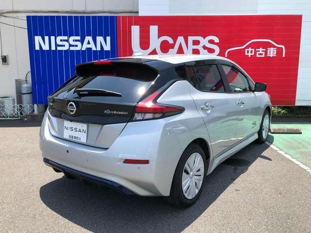 リーフ Ｓ　純正メモリーナビバックカメラＥＴＣ　バックビューモニター　ＬＥＤヘッド　ワンオーナー車　インテリジェントキー　ドラレコ　ＥＴＣ　メモリーナビ　オートエアコン　メンテナンスノート　パワーウインドウ　ワンセグ　ＡＢＳ　キーフリー　エアバッグ（2枚目）
