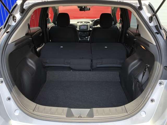リーフ Ｓ　純正メモリーナビバックカメラＥＴＣ　バックビューモニター　ＬＥＤヘッド　ワンオーナー車　インテリジェントキー　ドラレコ　ＥＴＣ　メモリーナビ　オートエアコン　メンテナンスノート　パワーウインドウ　ワンセグ　ＡＢＳ　キーフリー　エアバッグ（19枚目）
