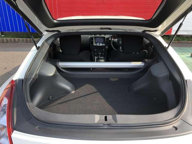 フェアレディＺ ベースグレード　３．７　メーカーナビ　バックモニター　スマ―トキー　ＥＴＣ　オートエアコン　ワンオーナー車　フルセグ　ドラレコ　ＴＶ　パワーウィンドウ　パワステ　アルミホイール　ＡＢＳ　エアバッグ　助手席エアバック（12枚目）