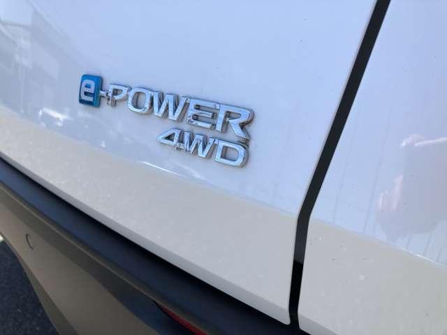 ノート Ｘ　ＦＯＵＲ　１．２　Ｘ　ＦＯＵＲ　４ＷＤ　純正メモリーナビ　アラウンドビューモニター　ワンオ－ナ－車　インテリジェントキー　４ＷＤ　ＬＥＤヘッドライト　ＥＴＣ　ＡＢＳ　助手席エアバッグ　キーレス　オートエアコン（19枚目）