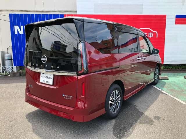 セレナ １．４　ｅ－４ＯＲＣＥ　ハイウェイスターＶ　４ＷＤ　メーカーナビアラウンドビューモニタードラ　レーンキープアシスト　ＬＥＤ　アラウンドモニター　フルオートエアコン　ＥＴＣ　４ＷＤ　両側パワースライドドア　インテリジェントクルーズ　踏み間違い衝突防止（2枚目）