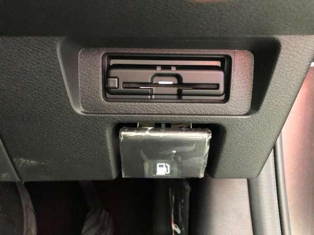ノート １．２　Ｘ　純正メモリーナビバックモニタードライブレ　リアカメラ　衝突被害軽減ブレ－キ　ＥＴＣ付　禁煙車　ＬＥＤヘッドライト　インテリジェントキー　ワンオーナー　ドラレコ　整備記録簿　ワンセグＴＶ　ＴＶナビ　サイドカーテンエアバック　メモリーナビ　ＡＢＳ（11枚目）