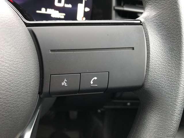 ノート １．２　Ｘ　純正メモリーナビバックモニタードライブレ　リアカメラ　衝突被害軽減ブレ－キ　ＥＴＣ付　禁煙車　ＬＥＤヘッドライト　インテリジェントキー　ワンオーナー　ドラレコ　整備記録簿　ワンセグＴＶ　ＴＶナビ　サイドカーテンエアバック　メモリーナビ　ＡＢＳ（13枚目）