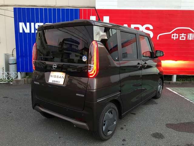 ルークス Ｘ　純正メモリーナビ　アラウンドビューモニター　衝突軽減ブレーキ　ワンオーナー車　禁煙　車線逸脱防止　ＥＴＣ２．０　スマートキー　定期点検記録簿　ドライブレコーダー　フルオートエアコン　ＬＥＤ（2枚目）