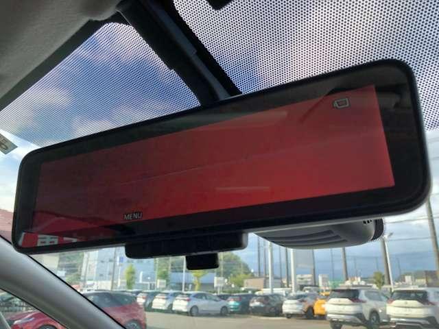 セレナ ｅ－パワー　ハイウェイスターＶ　３６０°カメラ　エマジェンシーブレーキ　１オナ　スマキー　バックカメラ　ＬＥＤ　レーンアシスト　点検記録簿付　ＥＴＣ　ドラレコ　サイドカーテンエアバック　フルオートエアコン　アルミホイール　エアバック（8枚目）