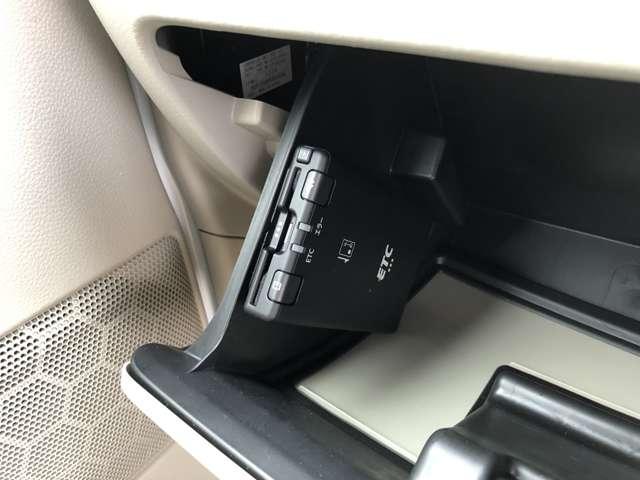 ＮＶ１００クリッパーリオ Ｇ　衝突軽減ブレーキ　バックモニター　ワンオ－ナ－　スマートキ　ＥＴＣ付き　エアコン　フルタイム４ＷＤ　記録簿　ドラレコ　助手席エアバッグ　禁煙　フルセグＴＶ　ＬＥＤライト　両側電動スライドドア（11枚目）