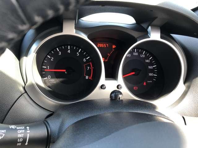 ジューク １６ＧＴ　１．６　１６ＧＴ　２オーナー純正メモリーナビ　アラウンドビュー　オートエアコン　スマートキー　エマブレ　アルミホイール　ワンセグＴＶ　ＡＢＳ　ＥＴＣ　キーレス　パワーウィンドウ　ドライブレコーダー（6枚目）