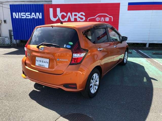 ノート １．２　ｅ－ＰＯＷＥＲ　Ｘ　純正メモリーナビアラウンドビューモニター　３６０°カメラ　記録簿付　Ｒカメラ　運転席助手席エアバック　レーンキープ　ＡＵＴＯエアコン　１オーナー　ナビＴＶ　ＡＷ　サイドカメラ　運転席エアバッグ　キーレスエントリー　ＬＥＤヘッド　ＥＴＣ車載器（2枚目）