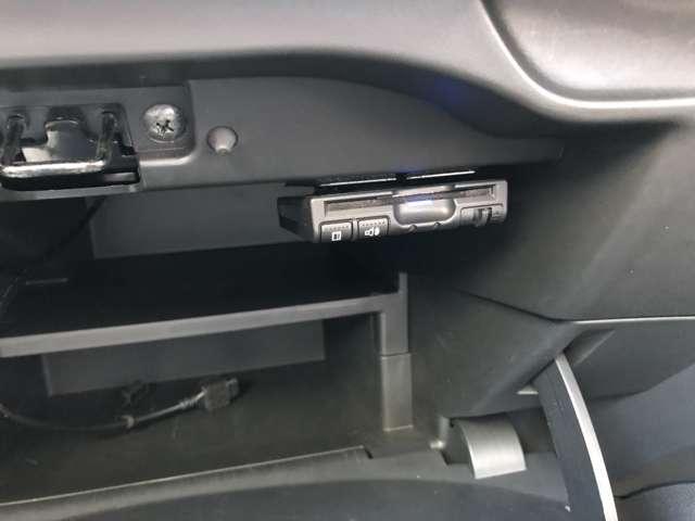 ノート １．２　ｅ－ＰＯＷＥＲ　Ｘ　純正メモリーナビアラウンドビューモニター　３６０°カメラ　記録簿付　Ｒカメラ　運転席助手席エアバック　レーンキープ　ＡＵＴＯエアコン　１オーナー　ナビＴＶ　ＡＷ　サイドカメラ　運転席エアバッグ　キーレスエントリー　ＬＥＤヘッド　ＥＴＣ車載器（9枚目）