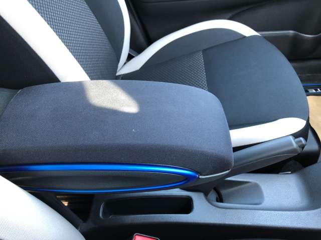 ノート １．２　ｅ－ＰＯＷＥＲ　Ｘ　純正メモリーナビアラウンドビューモニター　３６０°カメラ　記録簿付　Ｒカメラ　運転席助手席エアバック　レーンキープ　ＡＵＴＯエアコン　１オーナー　ナビＴＶ　ＡＷ　サイドカメラ　運転席エアバッグ　キーレスエントリー　ＬＥＤヘッド　ＥＴＣ車載器（10枚目）