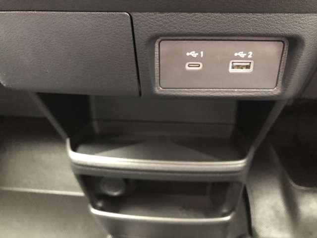 サクラ Ｇ　アラウンドビューモニター　ワンオーナー　踏み間違い防止アシスト　ＬＥＤヘッドランプ　スマートキー　ＬＤＷ　オートエアコン　ＥＴＣ２．０　ドライブレコーダー　プロパイロット　ＡＢＳ　記録簿（9枚目）