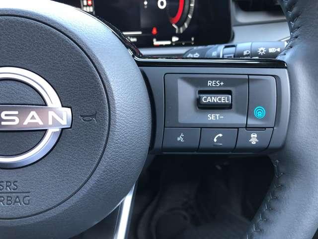 オーラ Ｇ　ＦＯＵＲ　１．２　Ｇ　ＦＯＵＲ　４ＷＤ　メーカーナビ　アラウンドビューモニター　ワンオーナー車　エマブレ　全周囲　記録簿　アダプティブクルーズ　オートエアコン　スマートキー　ＬＥＤライト　アルミホイール　４ＷＤ（8枚目）