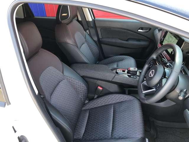 オーラ Ｇ　ＦＯＵＲ　１．２　Ｇ　ＦＯＵＲ　４ＷＤ　メーカーナビ　アラウンドビューモニター　ワンオーナー車　エマブレ　全周囲　記録簿　アダプティブクルーズ　オートエアコン　スマートキー　ＬＥＤライト　アルミホイール　４ＷＤ（15枚目）