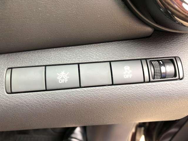 キックス Ｘ　ワンオ－ナ－車　プロパイロット　スマートキー　ＬＥＤヘッドライト　レーンアシスト　パワーステアリング　ドライブレコーダー　ＥＴＣ２・０　整備記録簿有　純正メモリーナビ　アルミホイール（8枚目）