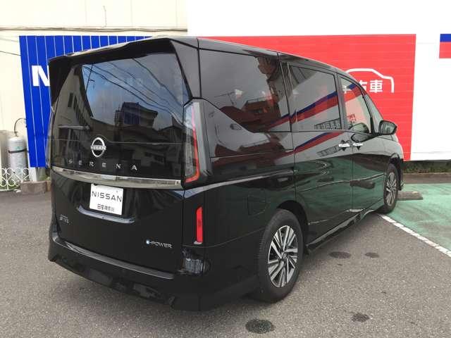セレナ １．４　ｅ－ＰＯＷＥＲ　ハイウェイスターＶ　防水シート後席モニターメーカーナビアラウ　自動（被害軽減）ブレーキ　展示試乗車ＵＰ　ＬＤＰ　追従クルーズ　ＬＥＤランプ　寒冷地仕様　バックモニター　禁煙　アルミホイール　ドライブレコーダ　ＥＴＣ　記録簿　スマートキー　１オナ　オートエアコン（2枚目）