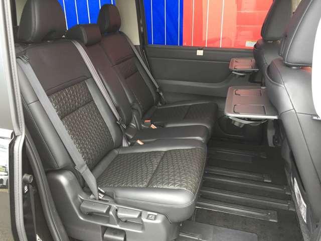 セレナ １．４　ｅ－ＰＯＷＥＲ　ハイウェイスターＶ　防水シート後席モニターメーカーナビアラウ　自動（被害軽減）ブレーキ　展示試乗車ＵＰ　ＬＤＰ　追従クルーズ　ＬＥＤランプ　寒冷地仕様　バックモニター　禁煙　アルミホイール　ドライブレコーダ　ＥＴＣ　記録簿　スマートキー　１オナ　オートエアコン（18枚目）