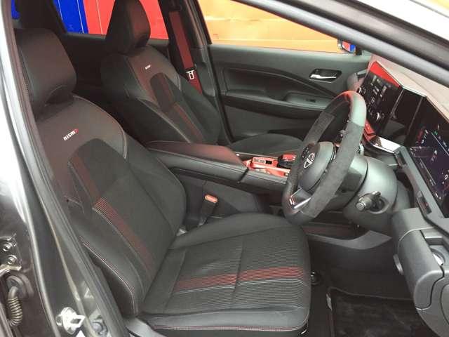 オーラ ニスモ 衝突軽減ブレーキ インテリキー ETC2.0 ドラレコ 車線逸脱警報 定期点検記録簿 アルミホイール 運転席エアバッグ メーカーオプションナビ プロパイロット アラウンドビューモニター(18枚目)