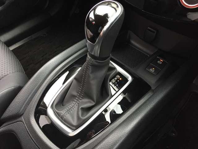 エクストレイル 20Xi Vセレクション 踏み間違い防止 全周囲モニター オールモード4WD LEDヘッドライト レーダークルーズ ETC 1オナ アルミ メモリーナビ スマートキー バックモニター ABS オートエアコン ナビTV(15枚目)