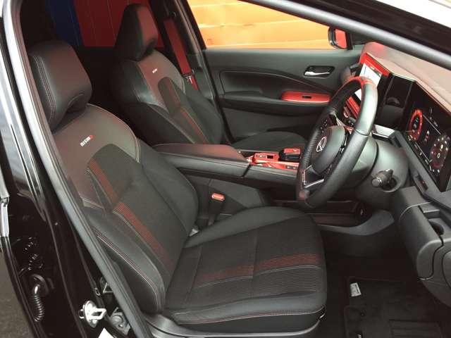 オーラ ニスモ 衝突軽減ブレーキ 寒冷地仕様 インテリキー ETC2.0 車線逸脱警報 フルセグ メーカーオプションナビ 定期点検記録簿 アルミホイール アラウンドビューモニター LEDヘッドライト(18枚目)