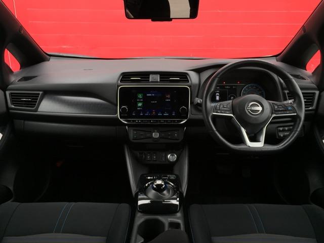 リーフ X Vセレクション メーカーナビアラウンドビューモニタードラ レーダークルコン 360°カメラ 踏み間違い防止装置 LEDランプ ドライブレコーダー 1オーナー ETC インテリキー レーンキープアシスト サイドエアバッグ パワーウィンドウ ABS バックカメラ(4枚目)