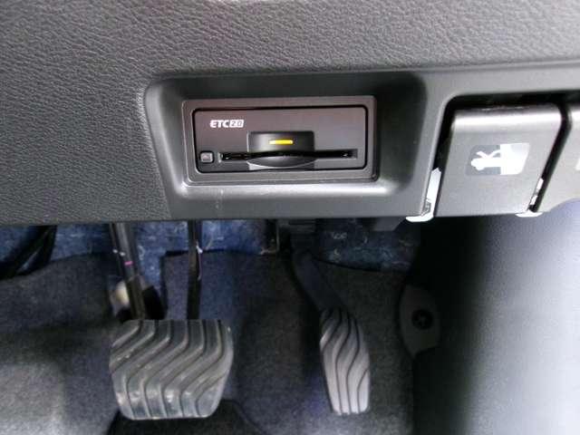 セレナ ハイウェイスターV 両側電動スライド プロパイロット LEDヘッドライト ワンオーナー車 ETC2.0 アルミホイール スマートミラー メーカーオプションナビ アラウンドビューモニター 記録簿 ドラレコ前後 ABS(11枚目)