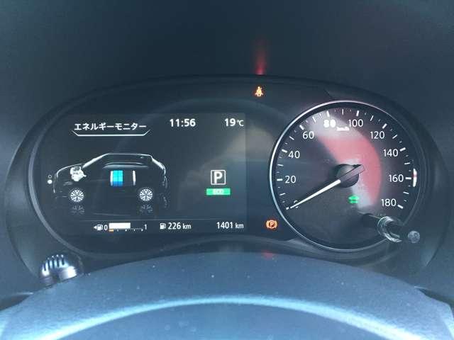 キックス Ｘ　ＦＯＵＲ　ナビＴＶ　ＬＥＤライト　踏み間違い防止　アラウンドビュ－　ＥＴＣ　禁煙車　車線逸脱警報　インテリキー　バックモニター　ワンオーナー　オートエアコン　４ＷＤ　アルミホイール　メモリーナビ　記録簿付き（3枚目）