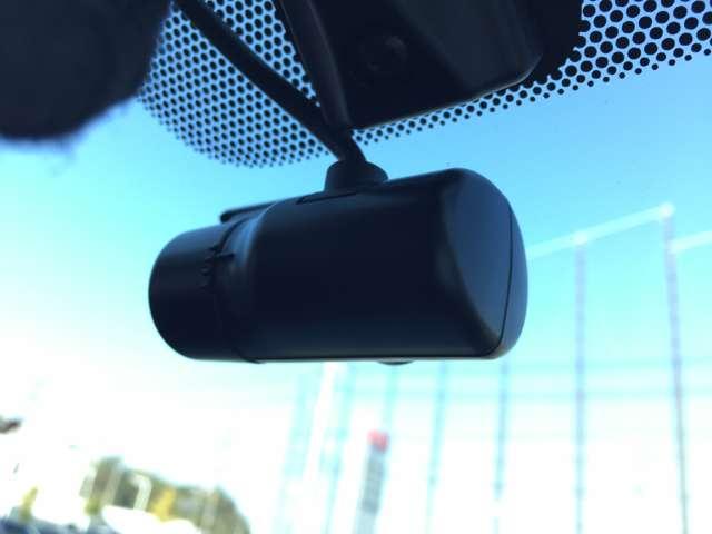 キックス Ｘ　ＦＯＵＲ　ナビＴＶ　ＬＥＤライト　踏み間違い防止　アラウンドビュ－　ＥＴＣ　禁煙車　車線逸脱警報　インテリキー　バックモニター　ワンオーナー　オートエアコン　４ＷＤ　アルミホイール　メモリーナビ　記録簿付き（14枚目）