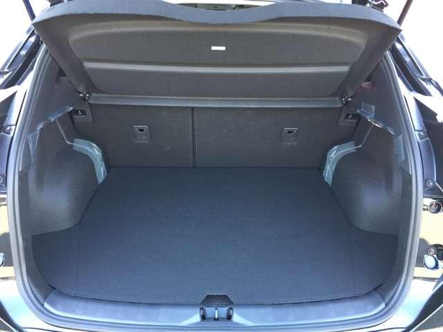 キックス Ｘ　ＦＯＵＲ　ナビＴＶ　ＬＥＤライト　踏み間違い防止　アラウンドビュ－　ＥＴＣ　禁煙車　車線逸脱警報　インテリキー　バックモニター　ワンオーナー　オートエアコン　４ＷＤ　アルミホイール　メモリーナビ　記録簿付き（20枚目）