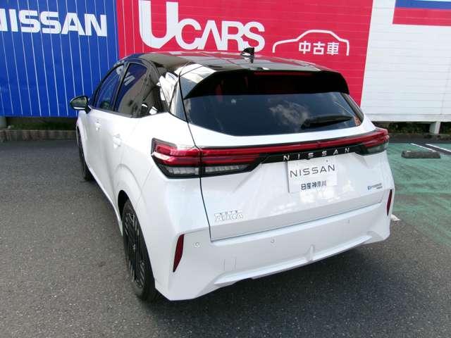 オーラ Ｇ　ＦＯＵＲ　ワンオーナー車　エマブレ　全周囲　ＬＤＷ　記録簿　アダプティブクルーズ　オートエアコン　スマートキー　バックカメラ　ＬＥＤライト　アルミホイール　４ＷＤ　ＥＴＣ車載器　ナビＴＶ　メモリーナビ　禁煙（19枚目）