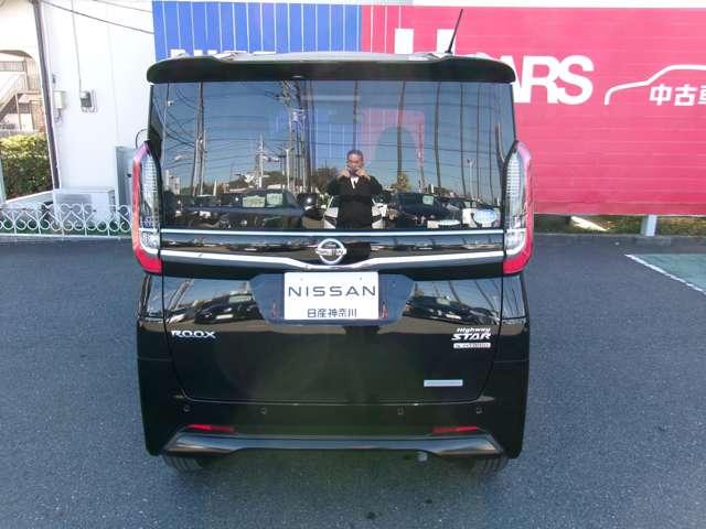 ルークス ６６０　ハイウェイスターＧターボ　ワンオーナー純正メモリーナビアラウンドビ　助手席エアバッグ　アイドリングストップ機能　両側電動スライドドア　インテリキ－　１オーナー　ＬＥＤヘッドランプ　点検記録簿　バックモニター　キーフリー　アルミホイール　ＡＢＳ　パワーステアリング（17枚目）