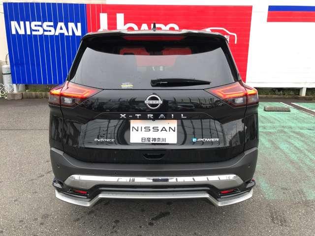 エクストレイル １．５　Ｇ　ｅ－４ＯＲＣＥ　４ＷＤ　メーカーナビアラウンドビューモニタードラ　試乗車　１オーナー　パークアシスト　禁煙　ＬＥＤヘッドランプ　ナビＴＶ　スマートキー　レーダークルーズ　ＬＫＡ　キーフリー　ＥＴＣ　４ＷＤ　アルミホイール　メモリーナビ　記録簿　ドライブレコーダー（16枚目）