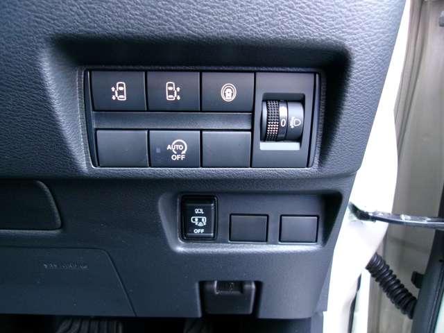 ルークス ６６０　ハイウェイスターＸ　純正メモリーナビアラウンドビューモニター　衝突被害軽減ブレ－キ　マルチビューカメラ　テレビ　ＥＴＣ　ＬＥＤ　スマートキー　パワーウィンドウ　ワンオーナー　カーテンエアバック　ドライブレコーダー　バックカメラ　記録簿　パワステ　オートエアコン（8枚目）