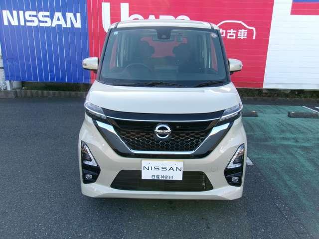 ルークス ６６０　ハイウェイスターＸ　純正メモリーナビアラウンドビューモニター　衝突被害軽減ブレ－キ　マルチビューカメラ　テレビ　ＥＴＣ　ＬＥＤ　スマートキー　パワーウィンドウ　ワンオーナー　カーテンエアバック　ドライブレコーダー　バックカメラ　記録簿　パワステ　オートエアコン（12枚目）