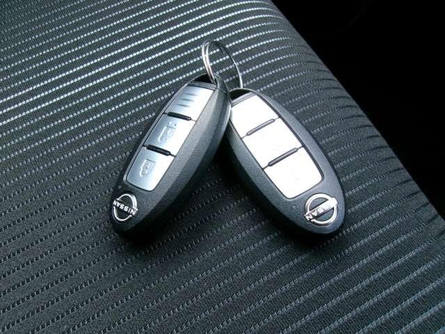 ノート Ｘ　衝突被害軽減ブレ－キ　アラウンドビューモニター　ＥＴＣ２．０　ＬＥＤヘッドライト　プロパイロット　インテリキー　ワンオーナー　ドラレコ　整備記録簿　メーカーオプションナビ　オートホールド（14枚目）