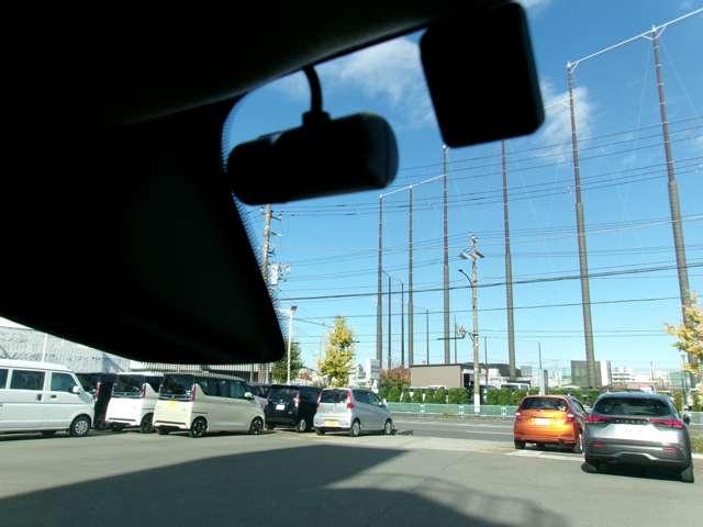 ルークス Ｘ　６６０　Ｘ　ワンオーナー　純正メモリーナビ　アラウンドビューモニター　衝突軽減ブレーキ　車線逸脱防止　ＥＴＣ２．０　アルミホイール　スマートキー　定期点検記録簿　ドライブレコーダー（8枚目）