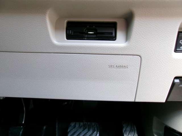 ルークス Ｘ　６６０　Ｘ　ワンオーナー　純正メモリーナビ　アラウンドビューモニター　衝突軽減ブレーキ　車線逸脱防止　ＥＴＣ２．０　アルミホイール　スマートキー　定期点検記録簿　ドライブレコーダー（11枚目）