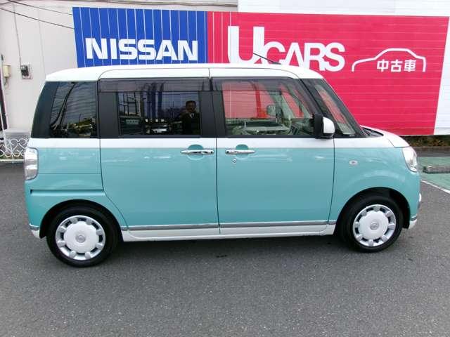 ムーヴキャンバス ６６０　Ｇ　メイクアップ　ＳＡＩＩＩ　２オーナーダイハツ純正ナビゲーションバッ　衝突軽減ブレーキ　インテリキー　Ｗ電動ドア　ＬＥＤヘッド　ナビＴＶ　キーフリーシステム　バックカメラ　オートエアコン　ドラレコ　記録簿　パワーステアリング　ワンセグＴＶ　エアバッグ　ＡＢＳ（8枚目）