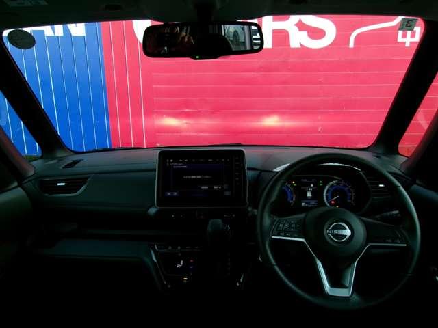 ルークス ハイウェイスター　Ｇターボ　６６０　ハイウェイスターＧターボ　純正メモリーナビ　アラウンドビューモニター　助手席エアバッグ　両側電動スライドドア　インテリキ－　１オーナー　ＬＥＤヘッドランプ　点検記録簿　アルミホイール　ＡＢＳ（7枚目）