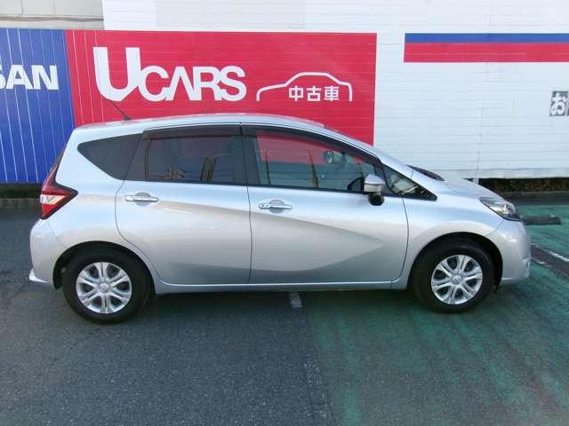 ノート １．２　Ｘ　純正メモリーナビ・アラウンドビューモニタ　レーダーブレーキサポート　１オーナー車　記録簿付き　Ｄレコ　スマトキー　キーレス　運転席助手席エアバッグ　ナビＴＶ　ワンセグ　バックカメラ　エアコン　パワーウィンドウ　パワーステアリング　ＡＢＳ（18枚目）