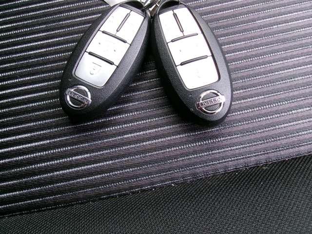 セレナ 1.2 e-POWER ハイウェイスター V ワンオーナー純正メモリーナビアラウンドビ 360°カメラ エマジェンシーブレーキ 1オナ スマキー バックカメラ LED レーンアシスト 点検記録簿付 ETC ドラレコ サイドカーテンエアバック フルオートエアコン アルミホイール エアバック(11枚目)