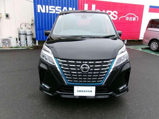 セレナ 1.2 e-POWER ハイウェイスター V ワンオーナー純正メモリーナビアラウンドビ 360°カメラ エマジェンシーブレーキ 1オナ スマキー バックカメラ LED レーンアシスト 点検記録簿付 ETC ドラレコ サイドカーテンエアバック フルオートエアコン アルミホイール エアバック(13枚目)