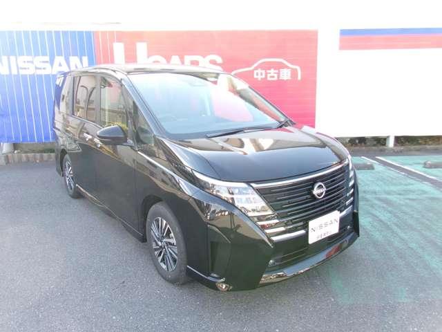 セレナ ２．０　ハイウェイスターＶ　メーカーナビアラウンドビューモニタードラ　Ｗ電動スライド　レーダークルコン　レーンアシスト　展示試乗車ＵＰ　ＬＥＤランプ　ワンオーナー車　ＥＴＣ装備　カーテンエアバッグ　アルミホイール　キーフリー　メモリ－ナビ　ナビＴＶ　記録簿　エアコン（18枚目）