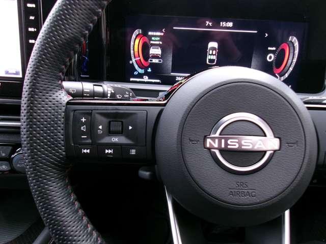 オーラ ニスモ　衝突軽減ブレーキ　禁煙車　インテリキー　ＥＴＣ２．０　ドラレコ　寒冷地仕様　ダブルエアバック　定期点検記録簿　アルミホイール　メモリーナビ　ＡＢＳ　シートヒーター　ハンドルヒーター（6枚目）
