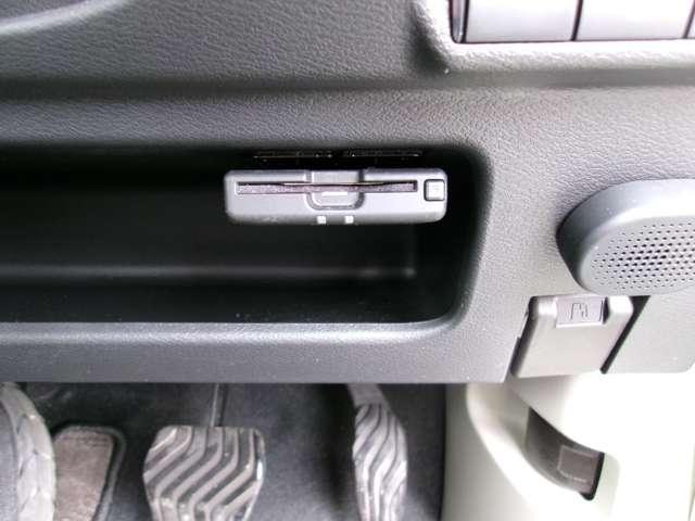 デイズ ６６０　Ｘ　純正メモリーナビアラウンドビューモニター　アラウンドＭ　踏み間違え防止　テレビ　スマートキー　バックカメラ　１オーナー　ＥＴＣ　ドライブレコーダー　キーレス　フルオートエアコン　ＷＡＢ　記録簿　運転席エアバック　サイドエアバッグ　ＰＳ　ＡＢＳ（9枚目）